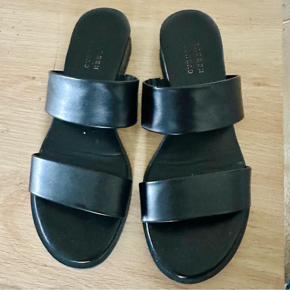 LC Lauren Conrad Black Vegan Leather Strap Sandals, 7.5